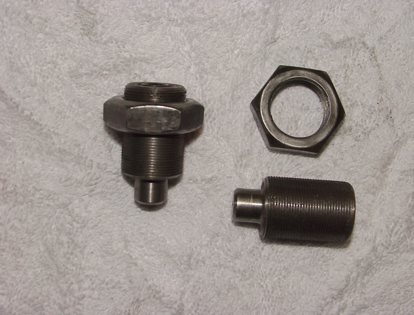 Bearing screw and lock nut(lock:rd50339780257 Screw:rd50339730000)