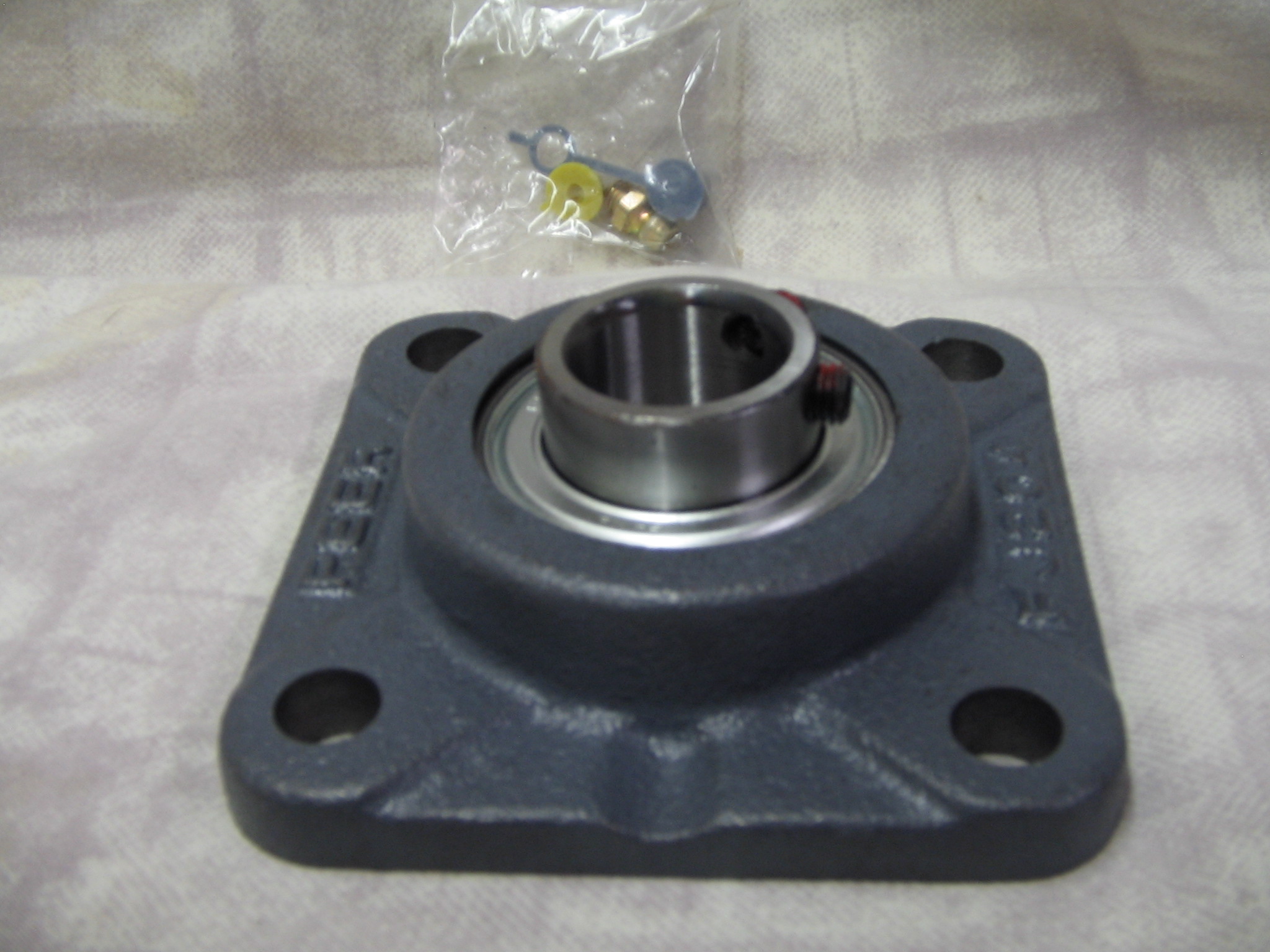 5G Flange Bearing w/screws(5G5106017I)