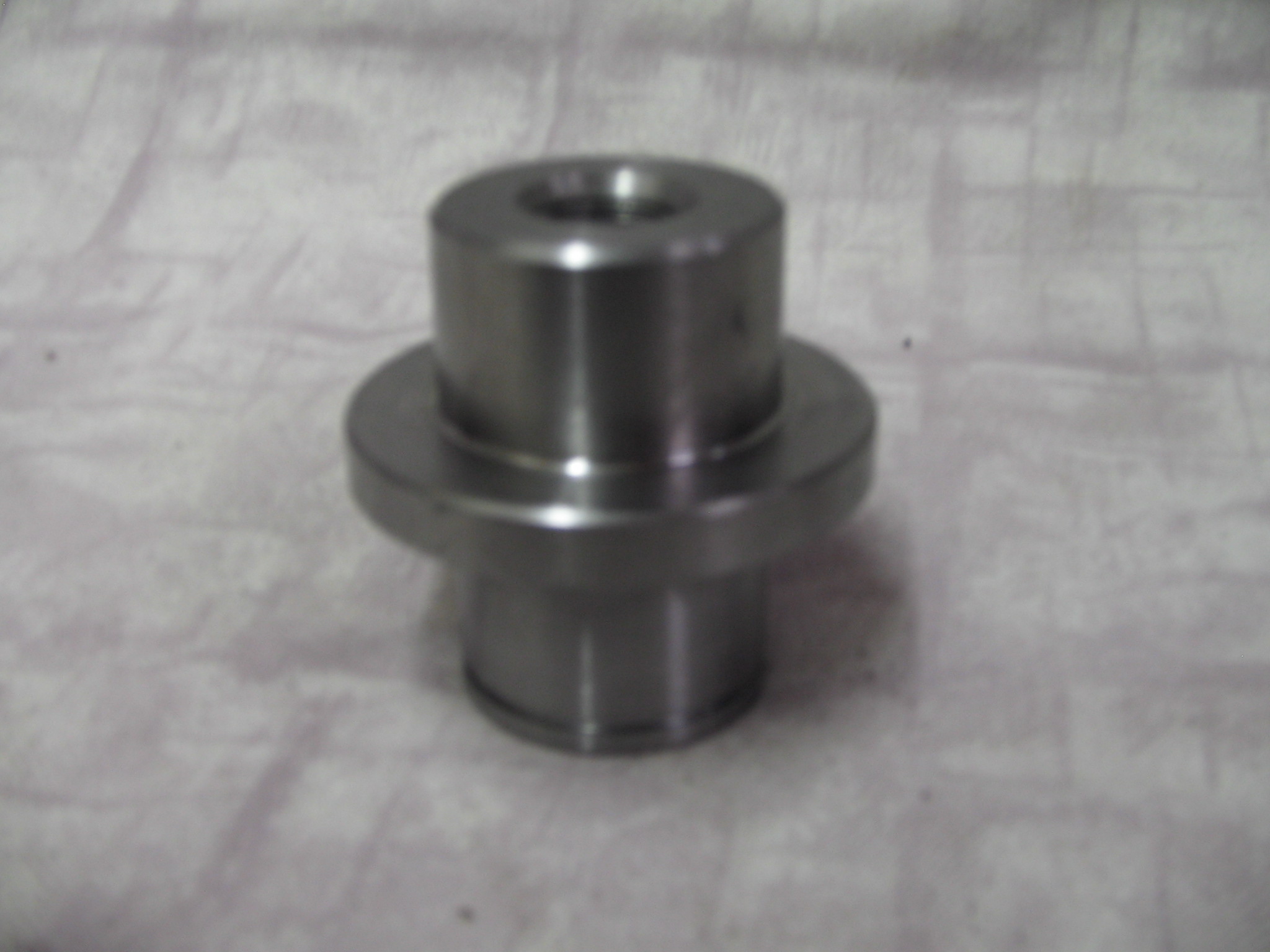 stmflywheeleshoulderbushing.GIF